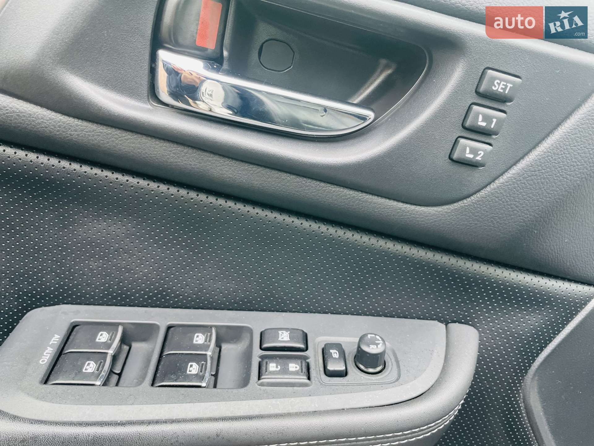2015 Subaru Legacy - мініатюра 48