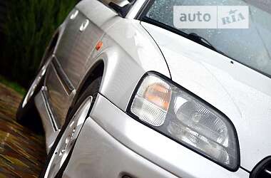 Седан Subaru Legacy 2000 в 