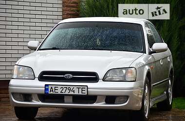 Седан Subaru Legacy 2000 в 