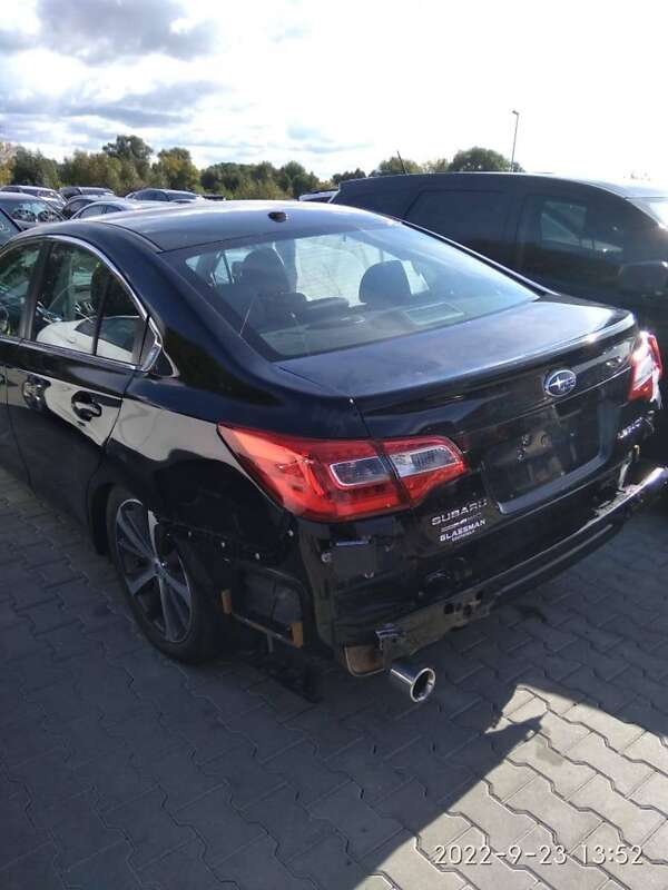 Седан Subaru Legacy 2015 в Виннице