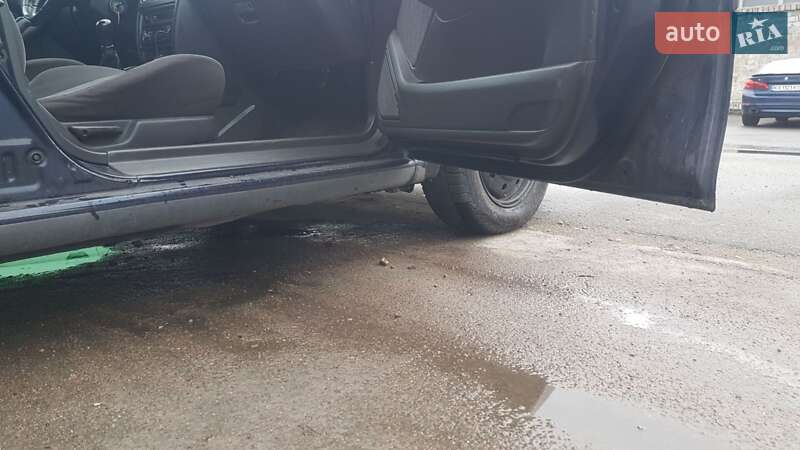 Седан Subaru Legacy 1996 в Киеве