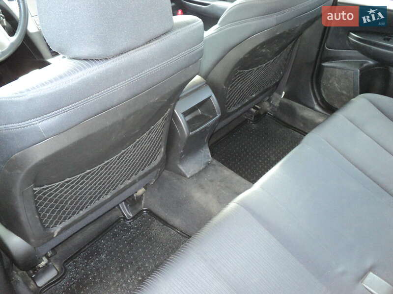 Універсал Subaru Legacy 2010 в Дніпрі фото 14 Універсал Subaru Legacy 2010 в Дніпрі
