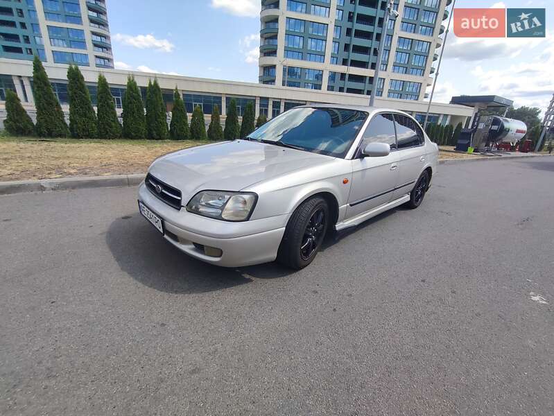 Subaru Legacy 2000