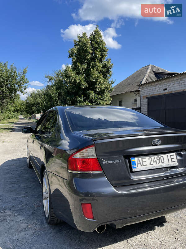 Седан Subaru Legacy 2006 в Днепре