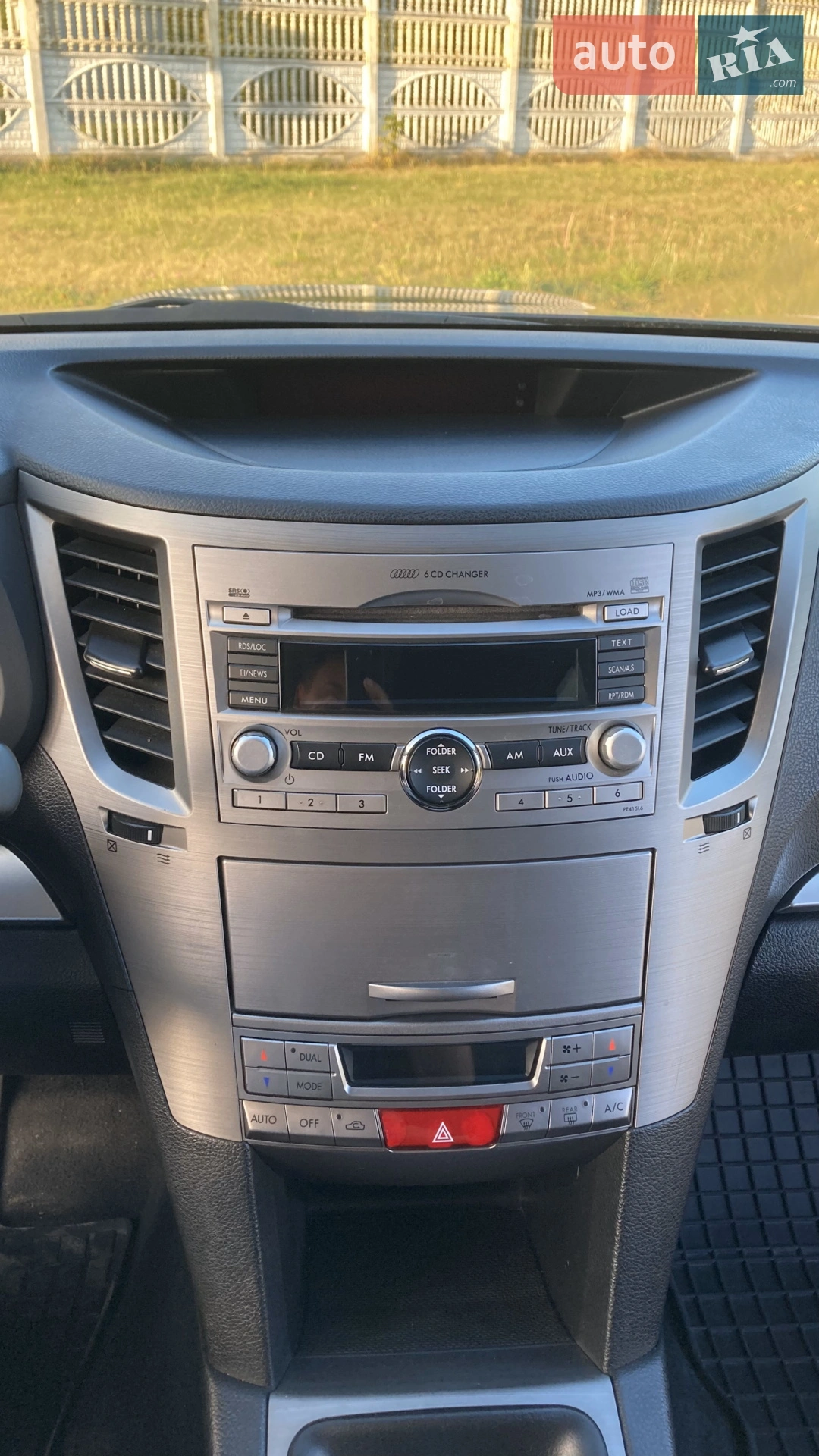 2010 Subaru Legacy - мініатюра 21