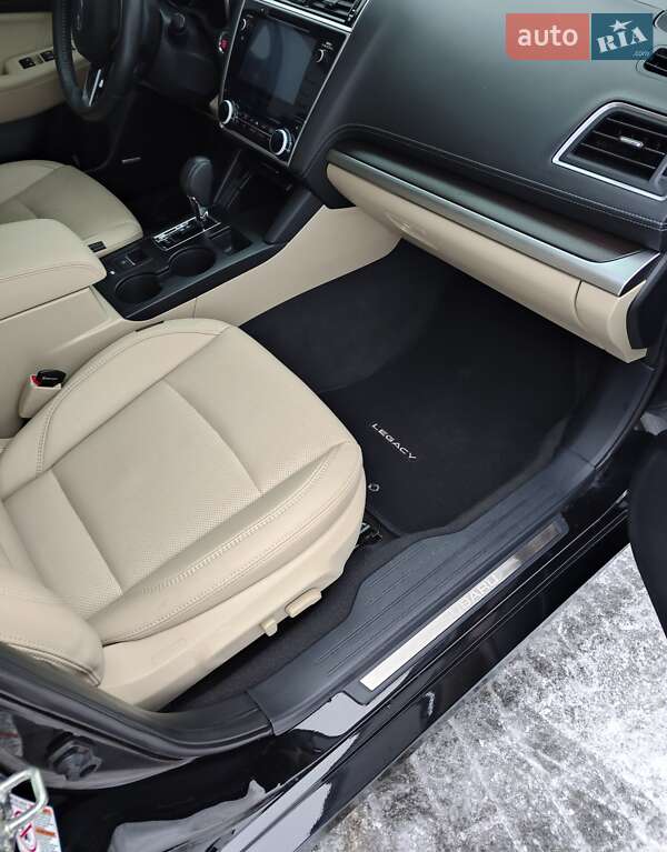 Седан Subaru Legacy 2018 в Днепре