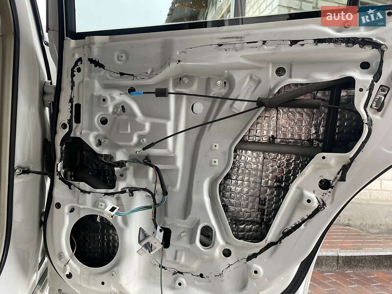 Седан Subaru Legacy 2012 в Броварах