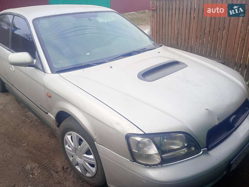 Седан Subaru Legacy 1999 в Александрие