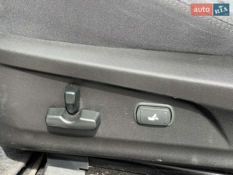 Универсал Subaru Legacy 2009 в Львове