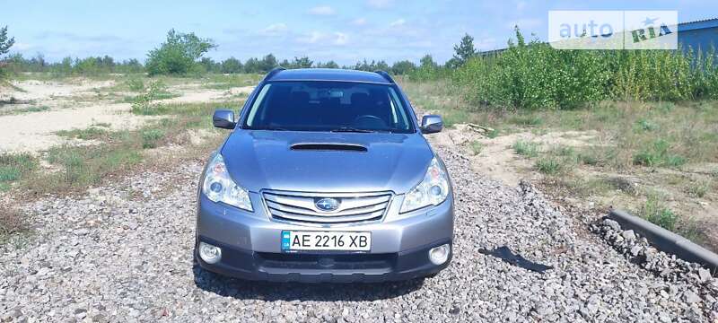 Универсал Subaru Legacy 2011 в Каменском
