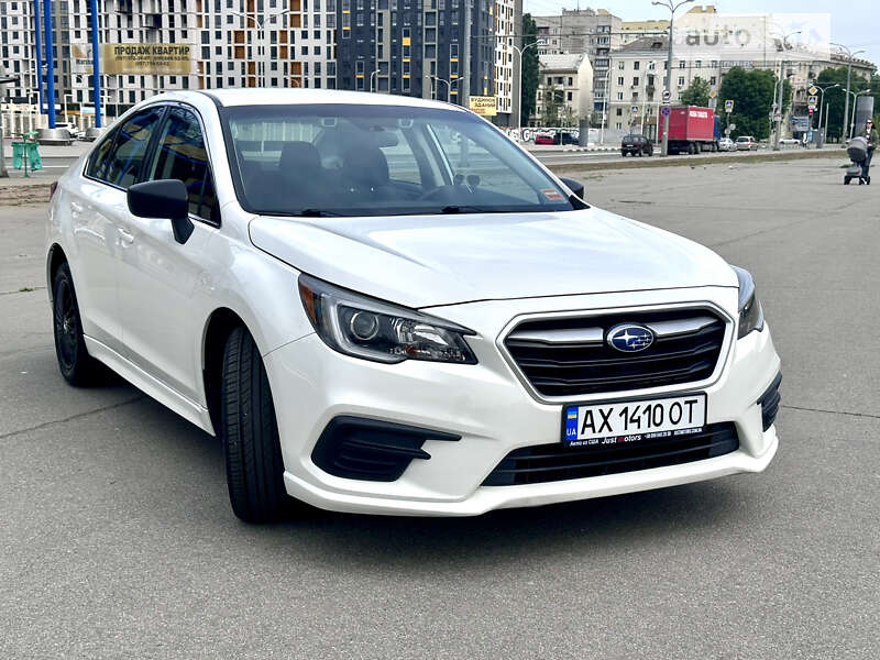 Седан Subaru Legacy 2019 в Харькове