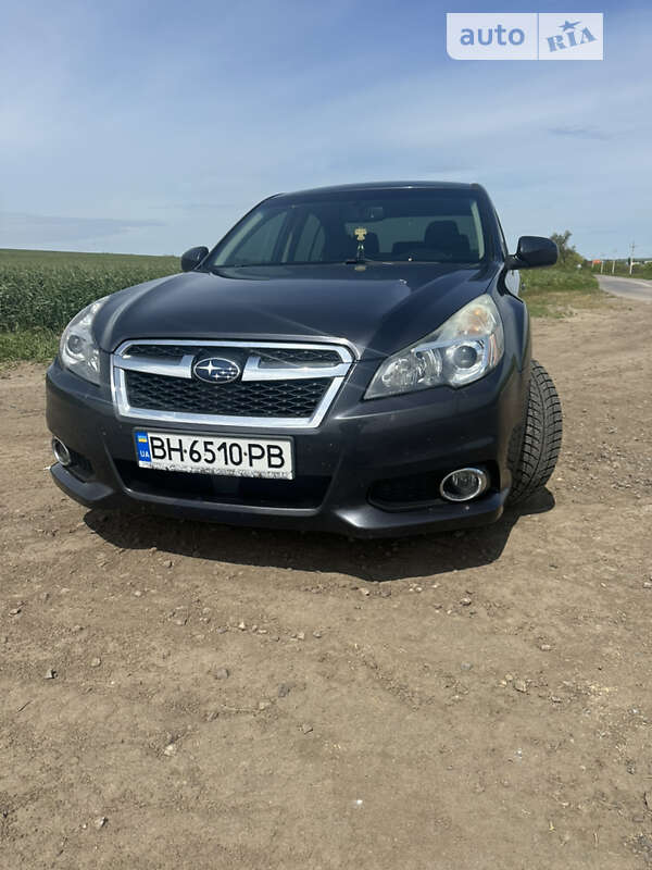 Subaru Legacy 2013