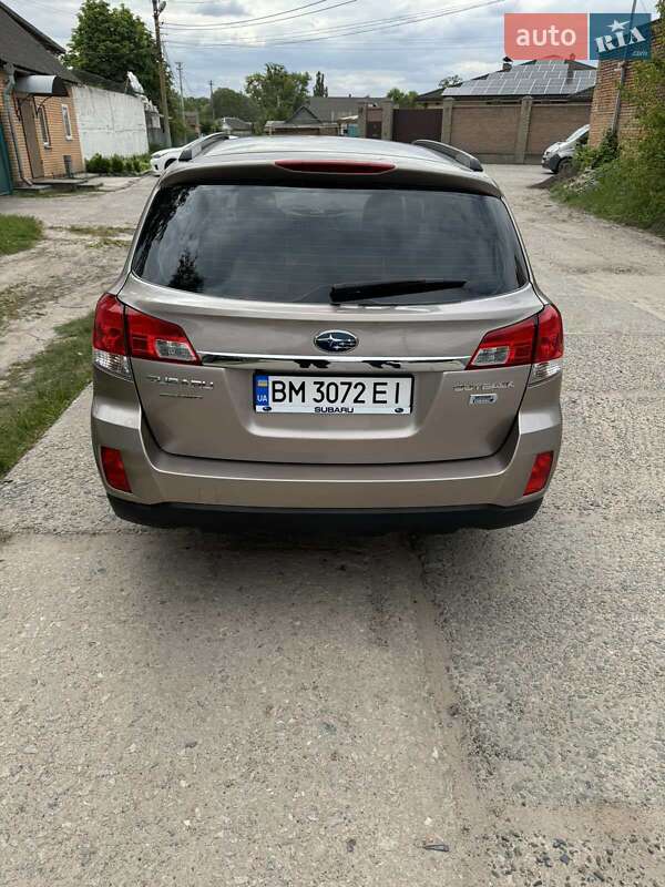 Універсал Subaru Legacy 2013 в Ромнах