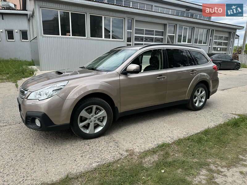 Універсал Subaru Legacy 2013 в Ромнах