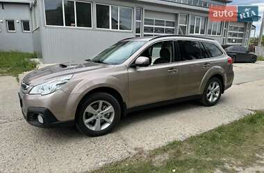 Универсал Subaru Legacy 2013 в 