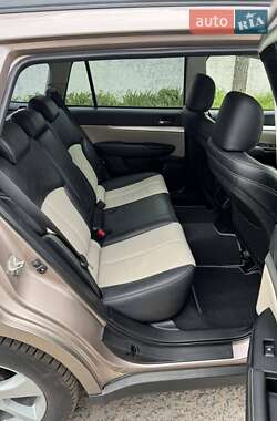 Универсал Subaru Legacy 2013 в 