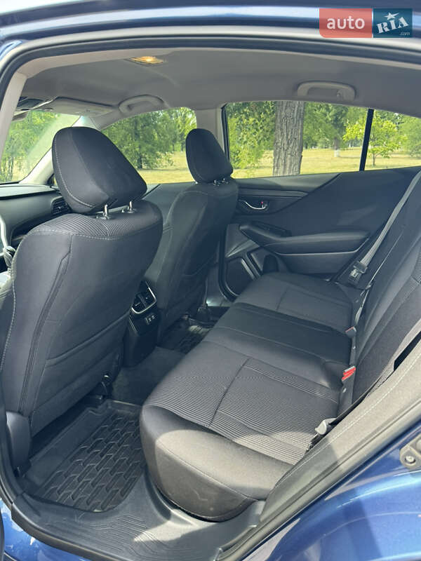 Седан Subaru Legacy 2022 в Кам'янському
