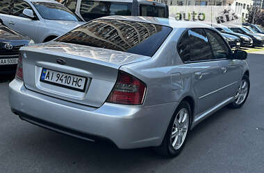 Седан Subaru Legacy 2004 в Киеве