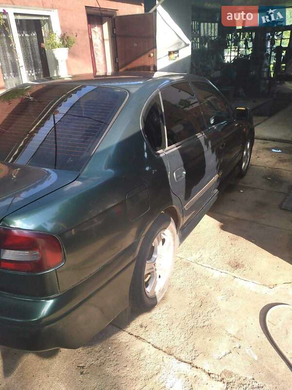 Седан Subaru Legacy 2000 в Кропивницком