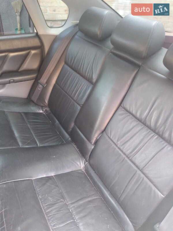 Седан Subaru Legacy 2000 в Кропивницком