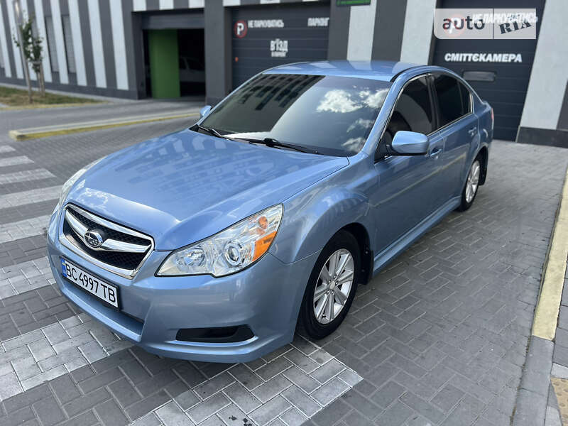 Седан Subaru Legacy 2011 в Львові