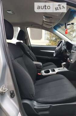 Седан Subaru Legacy 2011 в 