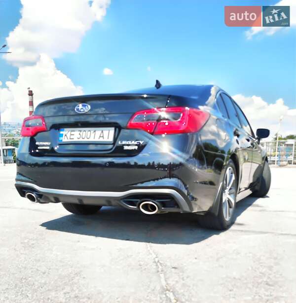 Седан Subaru Legacy 2018 в Днепре