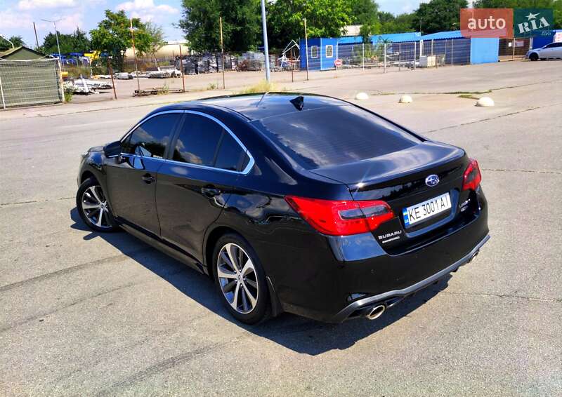 Седан Subaru Legacy 2018 в Днепре