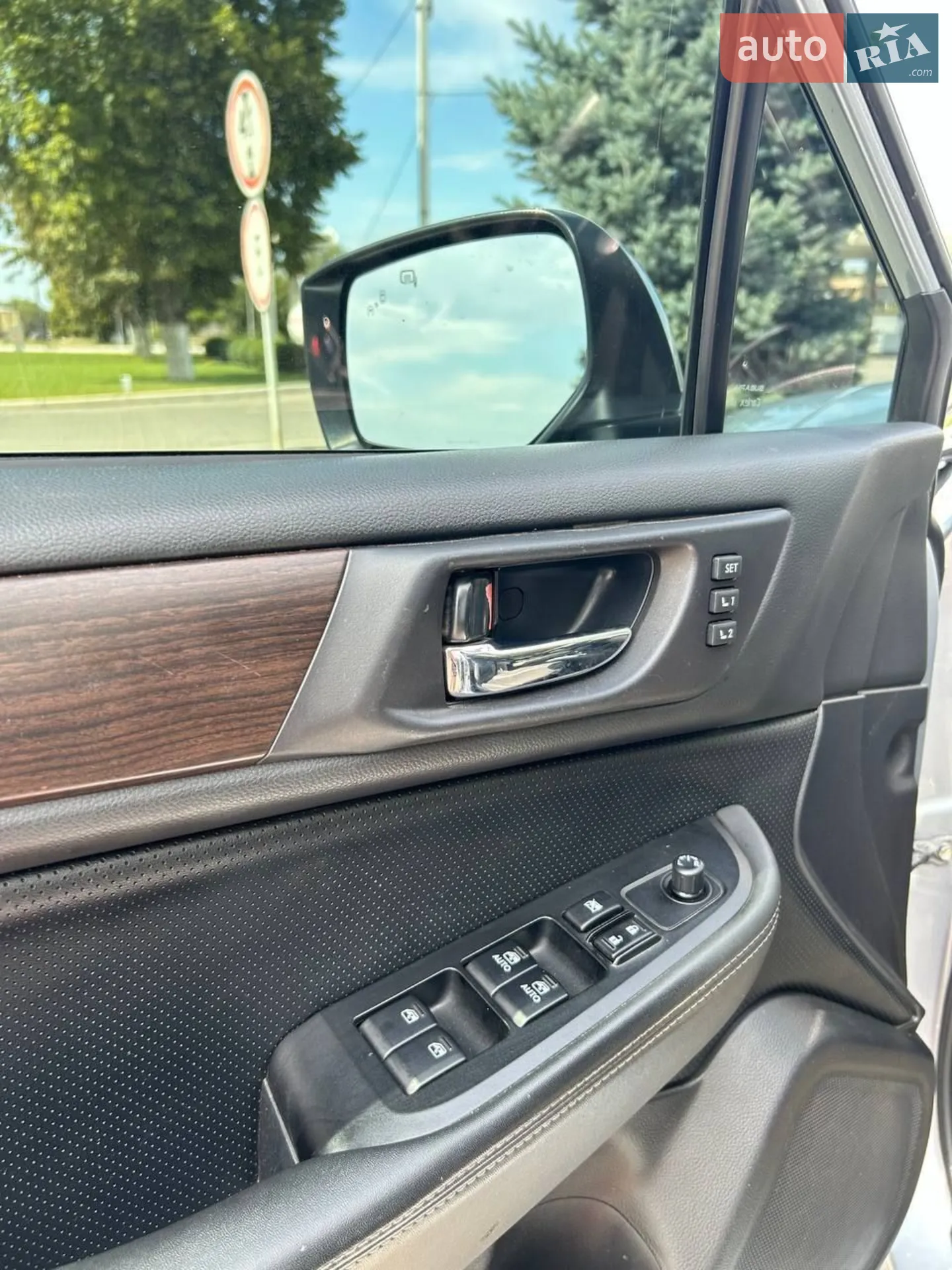 2015 Subaru Legacy - мініатюра 3