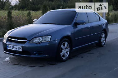 Седан Subaru Legacy 2004 в Ровно