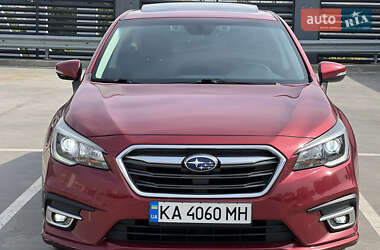 Седан Subaru Legacy 2017 в Киеве