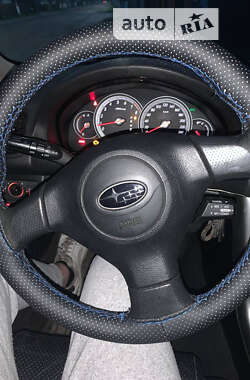 Седан Subaru Legacy 2005 в 