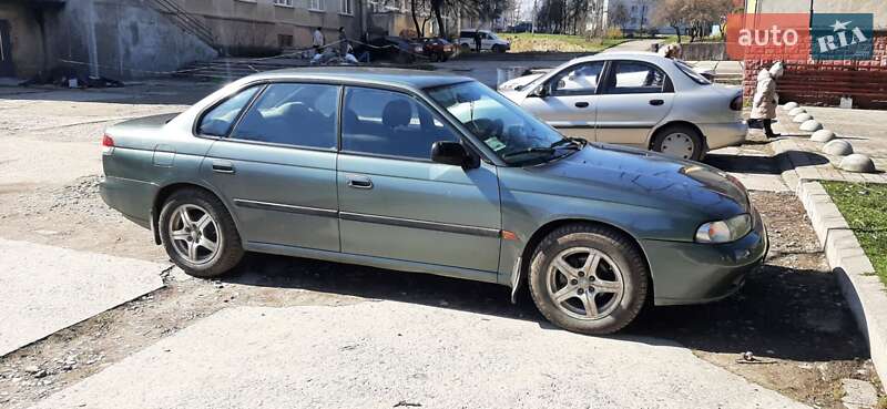 Subaru Legacy 1995