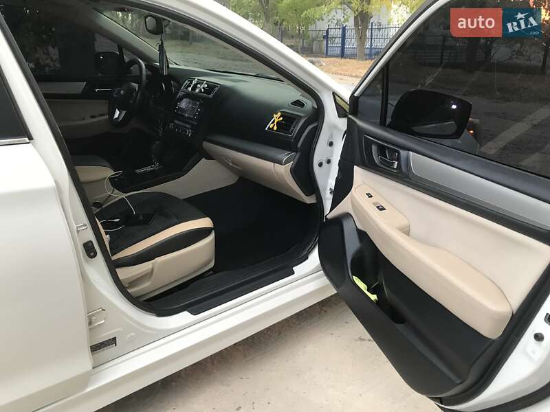 Седан Subaru Legacy 2015 в Новому Бузі