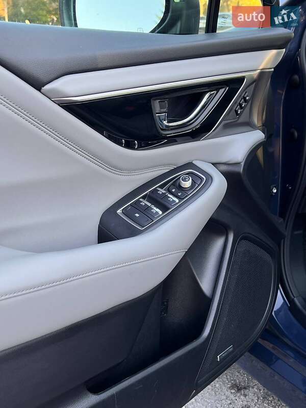 Седан Subaru Legacy 2023 в Кременчуге