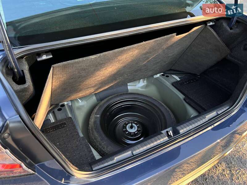 Седан Subaru Legacy 2023 в Кременчуге