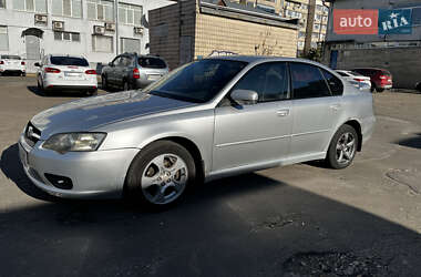 Седан Subaru Legacy 2004 в Києві