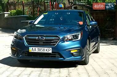 Седан Subaru Legacy 2018 в Киеве