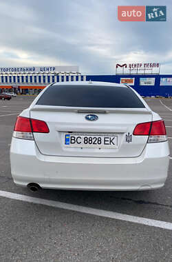 Седан Subaru Legacy 2013 в Львове