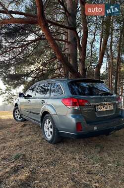 Универсал Subaru Legacy 2011 в 