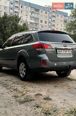 Универсал Subaru Legacy 2011 в 