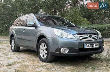 Универсал Subaru Legacy 2011 в 