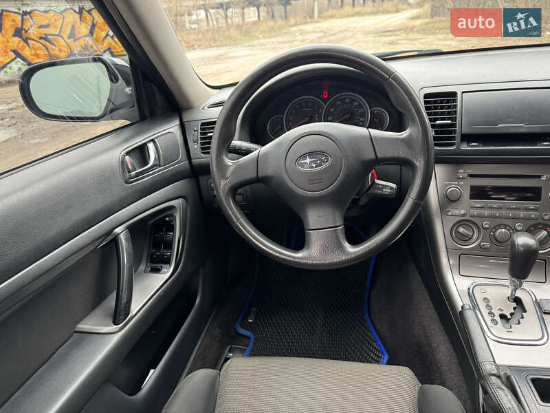 Седан Subaru Legacy 2006 в Харькове
