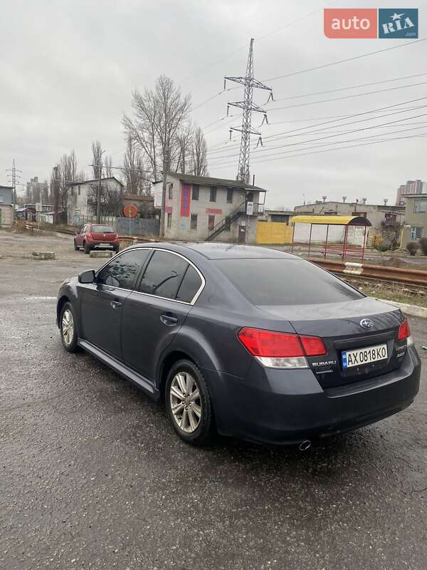 Седан Subaru Legacy 2012 в Киеве