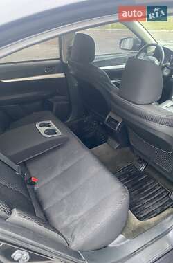 Седан Subaru Legacy 2012 в 