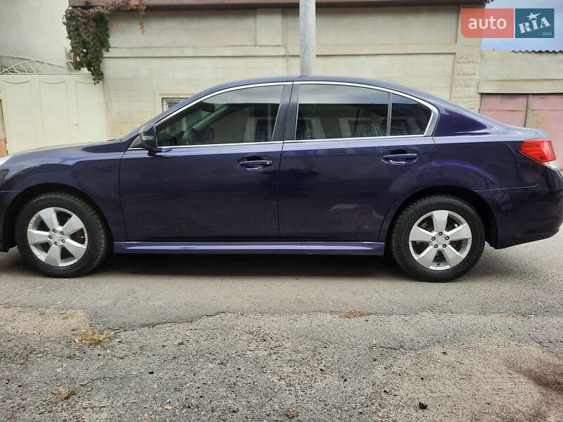Седан Subaru Legacy 2010 в Одессе