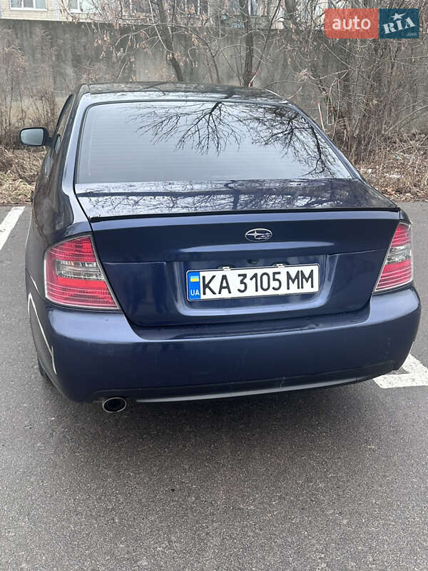 Седан Subaru Legacy 2004 в Киеве