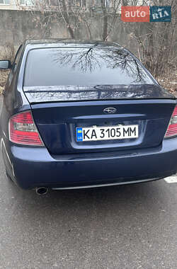 Седан Subaru Legacy 2004 в Києві