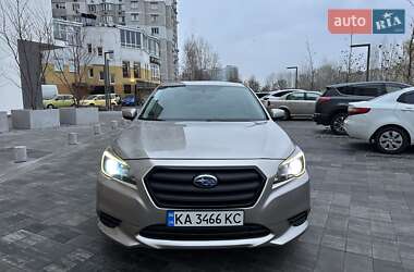 Седан Subaru Legacy 2014 в Киеве