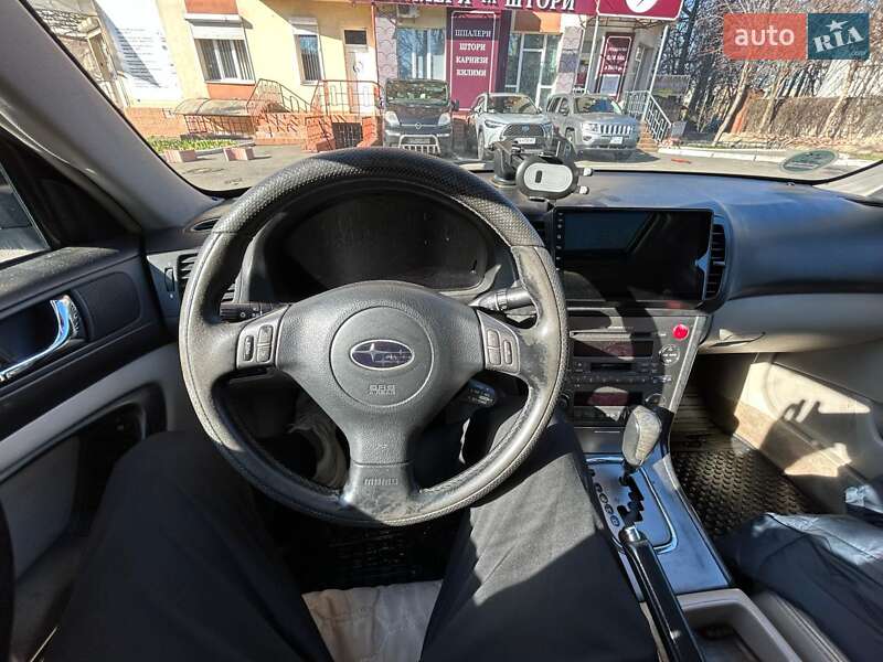 Седан Subaru Legacy 2003 в Киеве